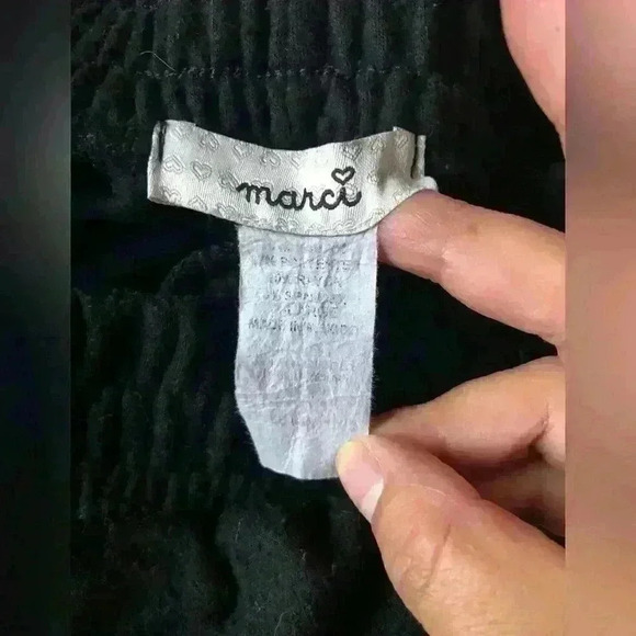 Marci black shorts dragon graphic large - Picture 6 of 9